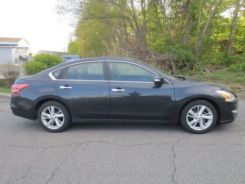 Used 2013 Nissan Altima 2.5 SL FWD image 11