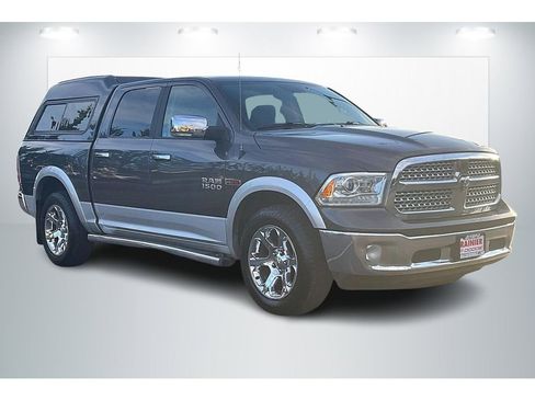 Used 2018 RAM 1500 Laramie image 1