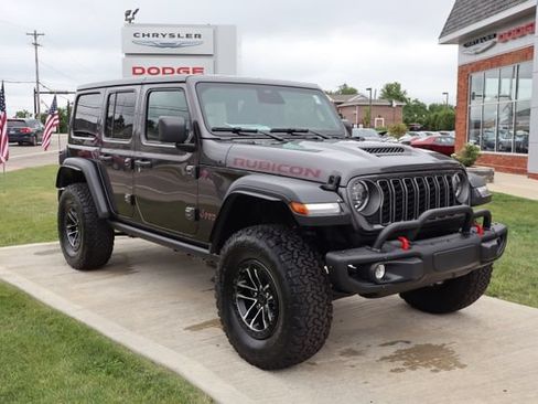 Used 2026 Jeep Wrangler Unlimited Rubicon w/ Xtreme 35 Tire Package AWD/4WD image 3