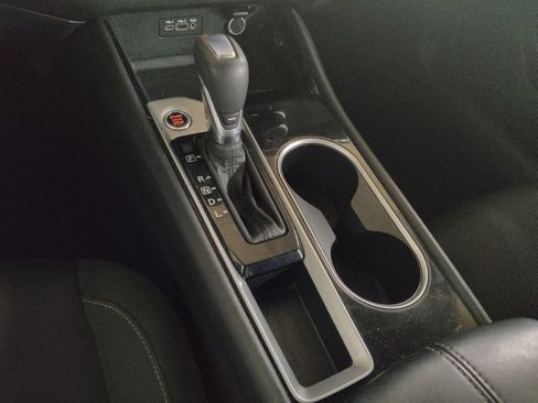 Used 2024 Nissan Altima 2.5 SV image 26