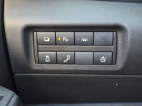 Used 2022 Nissan Kicks S FWD image 17