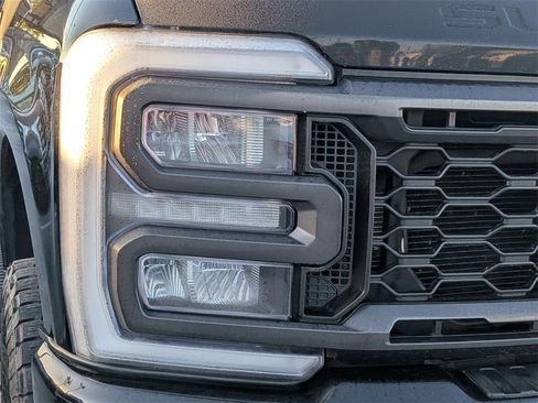 Used 2023 Ford F250 Lariat w/ Lariat Ultimate Package image 9