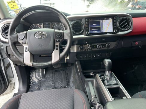 Used 2020 Toyota Tacoma SR5 image 29