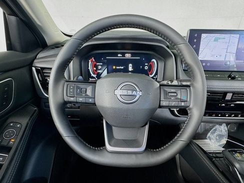 New 2026 Nissan Rogue Platinum w/ Platinum Premium Package image 11