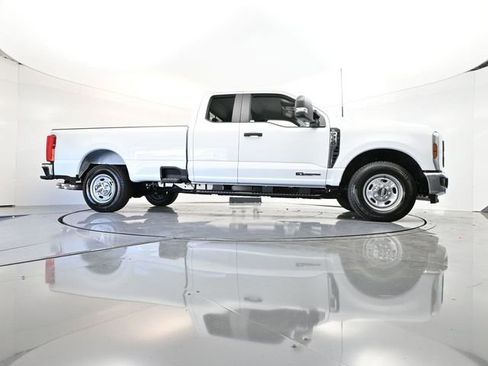 New 2026 Ford F350 XL w/ XL Chrome Package RWD image 33