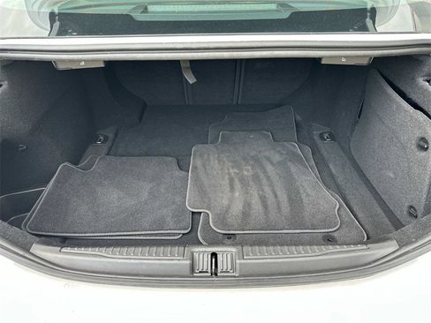 Used 2022 Alfa Romeo Giulia Ti image 9