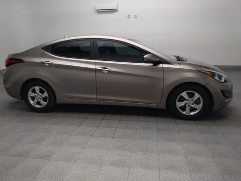 Used 2014 Hyundai Elantra SE FWD image 11