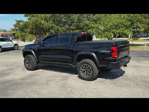 Used 2024 Chevrolet Colorado ZR2 w/ ZR2 Convenience Package III AWD/4WD image 30