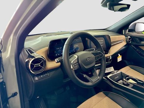 New 2026 Chevrolet Equinox ACTIV w/ Safety and Technology Package AWD/4WD image 10