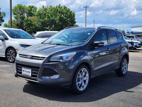 Used 2016 Ford Escape Titanium w/ Equipment Group 301A AWD/4WD image 3