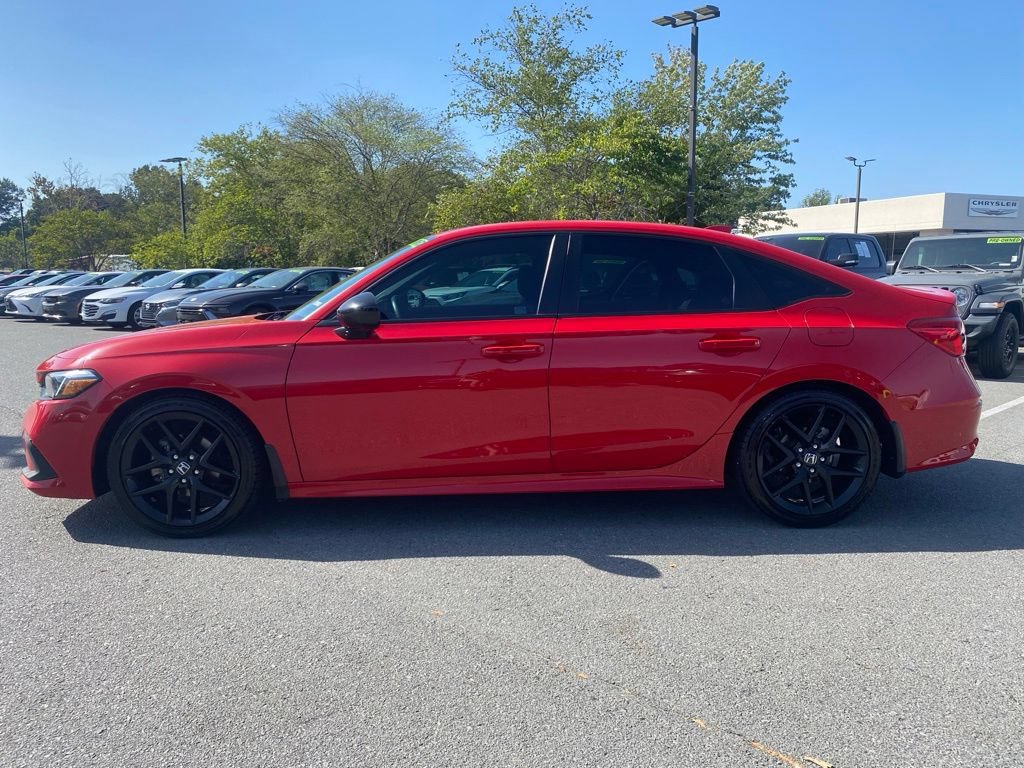 Used 2023 Honda Civic Sport image 4