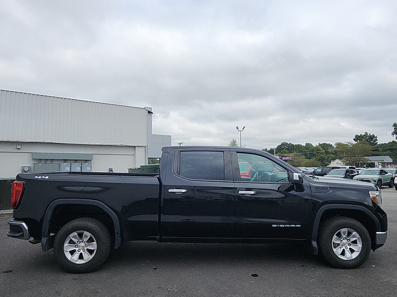 Used 2019 GMC Sierra 1500 4x4 Crew Cab w/ Convenience Package image 6