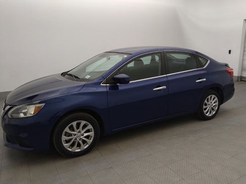 Used 2018 Nissan Sentra SV image 2