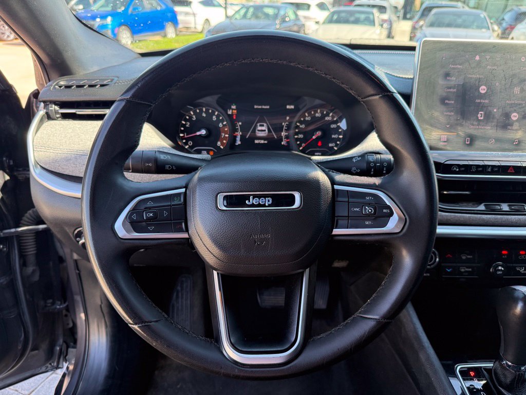Used 2024 Jeep Compass Latitude AWD/4WD image 15