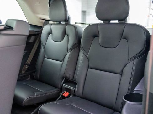 Used 2024 Volvo XC90 T8 Ultimate w/ Lounge Package AWD/4WD image 22