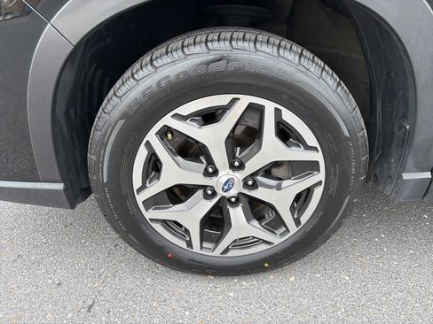 Certified 2023 Subaru Forester Premium image 13