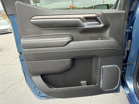 Used 2024 Chevrolet Silverado 1500 LTZ w/ Technology Package image 21