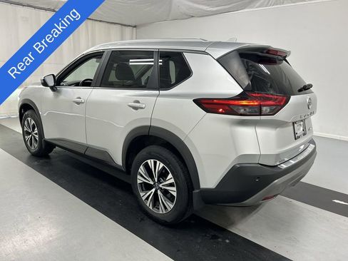 Used 2023 Nissan Rogue SV w/ SV Premium B Package image 7