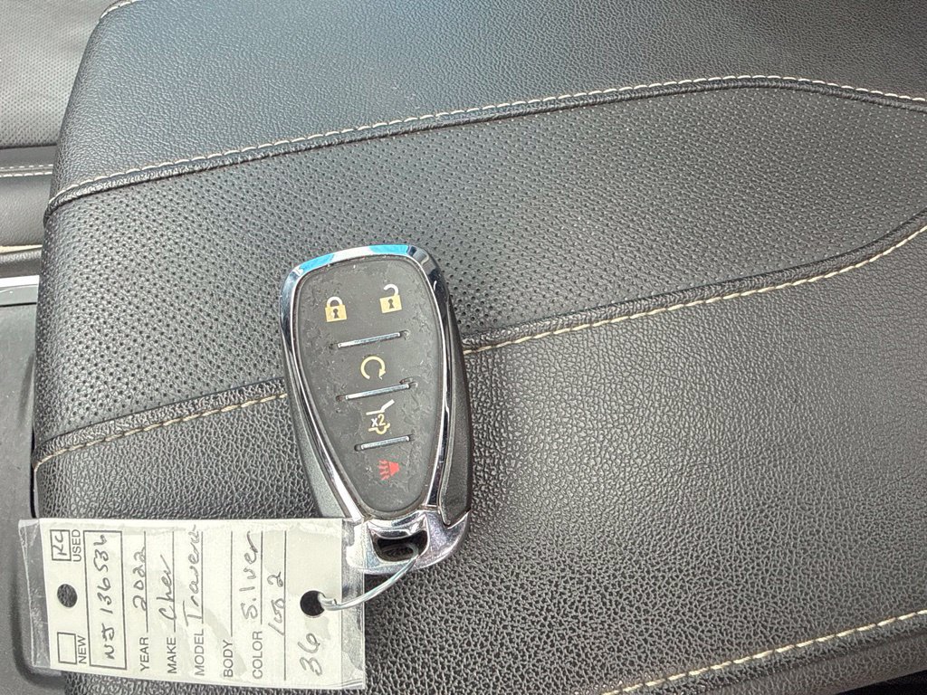 Used 2022 Chevrolet Traverse Premier w/ LPO, Floor Liner Package AWD/4WD image 31