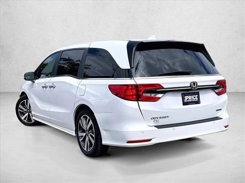 Used 2024 Honda Odyssey Touring image 12