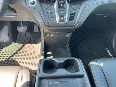 New 2026 Honda Odyssey Sport-L image 15