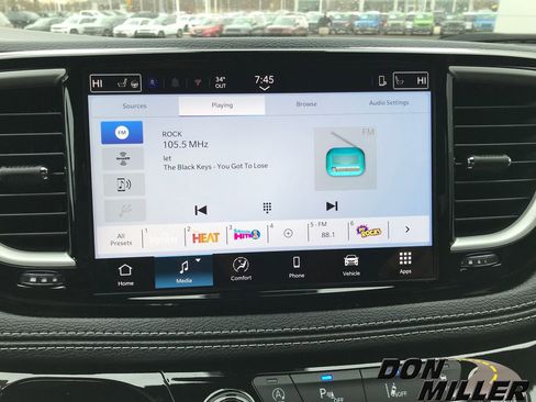 New 2026 Chrysler Pacifica Select image 22