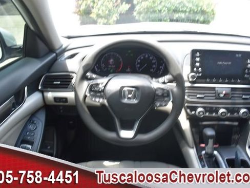 Used 2019 Honda Accord LX image 23