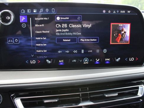 New 2026 Chevrolet Traverse LT w/ Driver Confidence Package FWD image 37