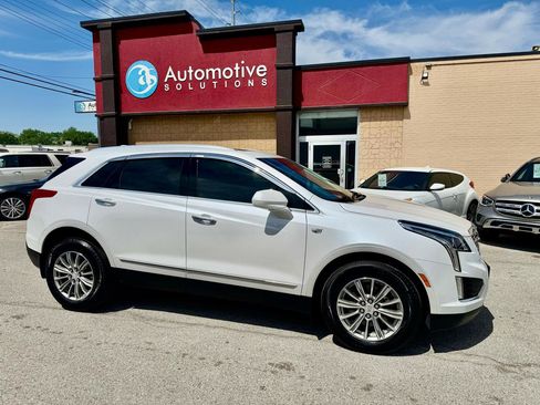 Used 2017 Cadillac XT5 Luxury w/ Driver Awareness Package AWD/4WD image 6