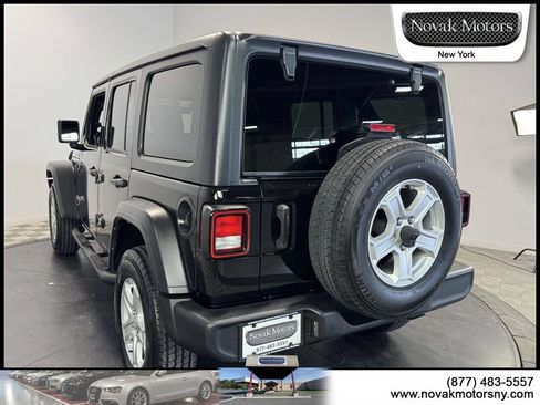 Used 2023 Jeep Wrangler Unlimited Sport AWD/4WD image 8