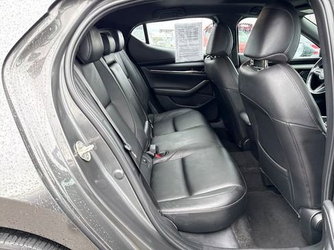 Used 2023 MAZDA MAZDA3 s FWD image 10
