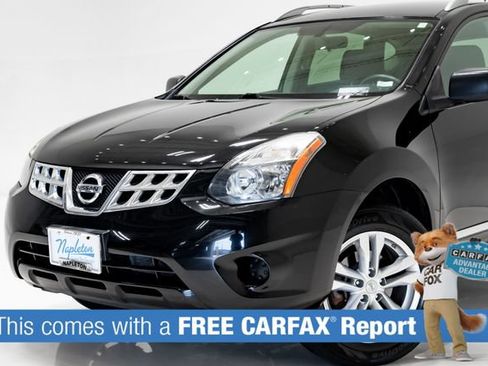 Used 2015 Nissan Rogue S w/ Convenience Package AWD/4WD image 2