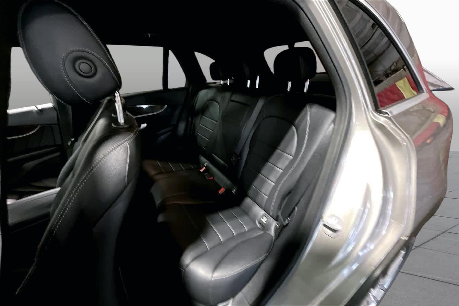 Used 2019 Mercedes-Benz GLC 300 4MATIC image 21