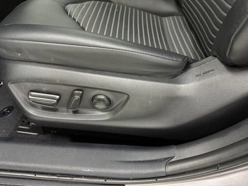 Used 2023 Toyota Camry SE FWD image 27