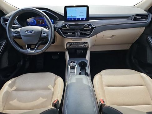 Used 2020 Ford Escape Titanium AWD/4WD image 9