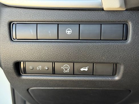 Used 2023 Nissan Rogue SL w/ SL Premium Package AWD/4WD image 43