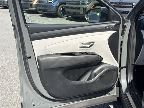 New 2026 Hyundai Tucson Limited image 10