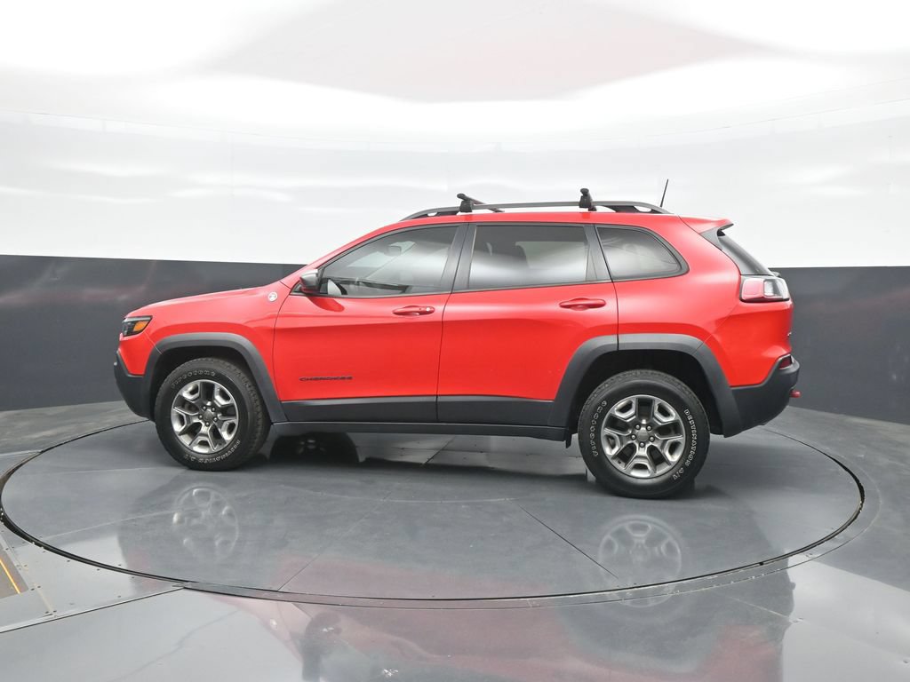 Used 2019 Jeep Cherokee Trailhawk w/ Comfort/Convenience Group AWD/4WD image 4