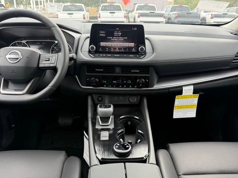 New 2026 Nissan Rogue SV w/ SV Premium Package image 26