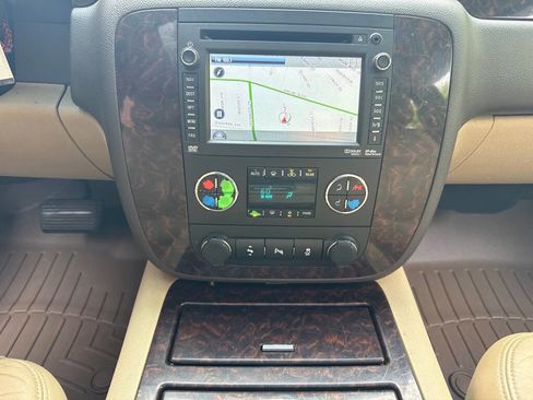 Used 2012 GMC Yukon Denali image 19