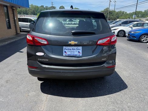 Used 2021 Chevrolet Equinox LS AWD/4WD image 6