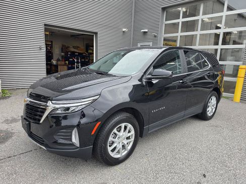 Used 2024 Chevrolet Equinox LT AWD/4WD image 6