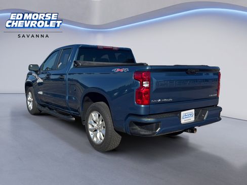 Used 2024 Chevrolet Silverado 1500 Custom image 3