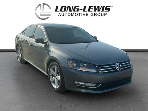 Used 2015 Volkswagen Passat 1.8T Limited Edition FWD image 10