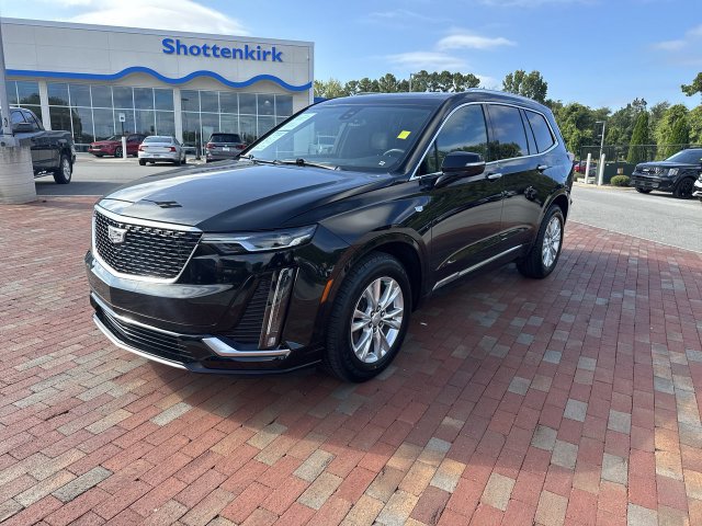 Used 2024 Cadillac XT6 Luxury FWD image 32