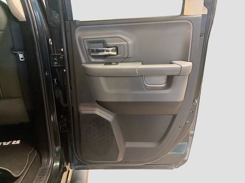 Used 2016 RAM 1500 Big Horn image 27