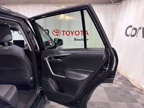 Used 2025 Toyota RAV4 XLE AWD/4WD image 12