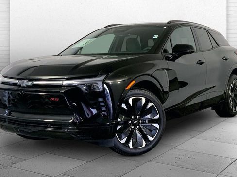 Used 2025 Chevrolet Blazer EV RS AWD/4WD image 13