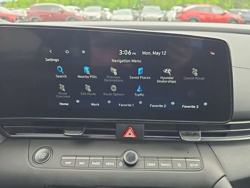 New 2025 Hyundai Elantra SEL image 18