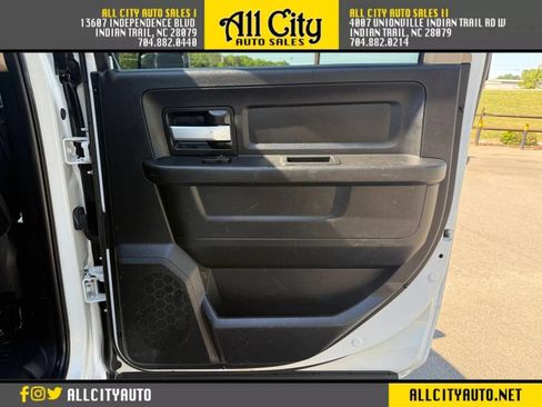 Used 2019 RAM 2500 Tradesman w/ Chrome Appearance Group AWD/4WD image 24